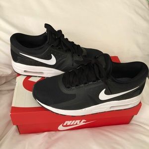 Nike Air Max Zero
